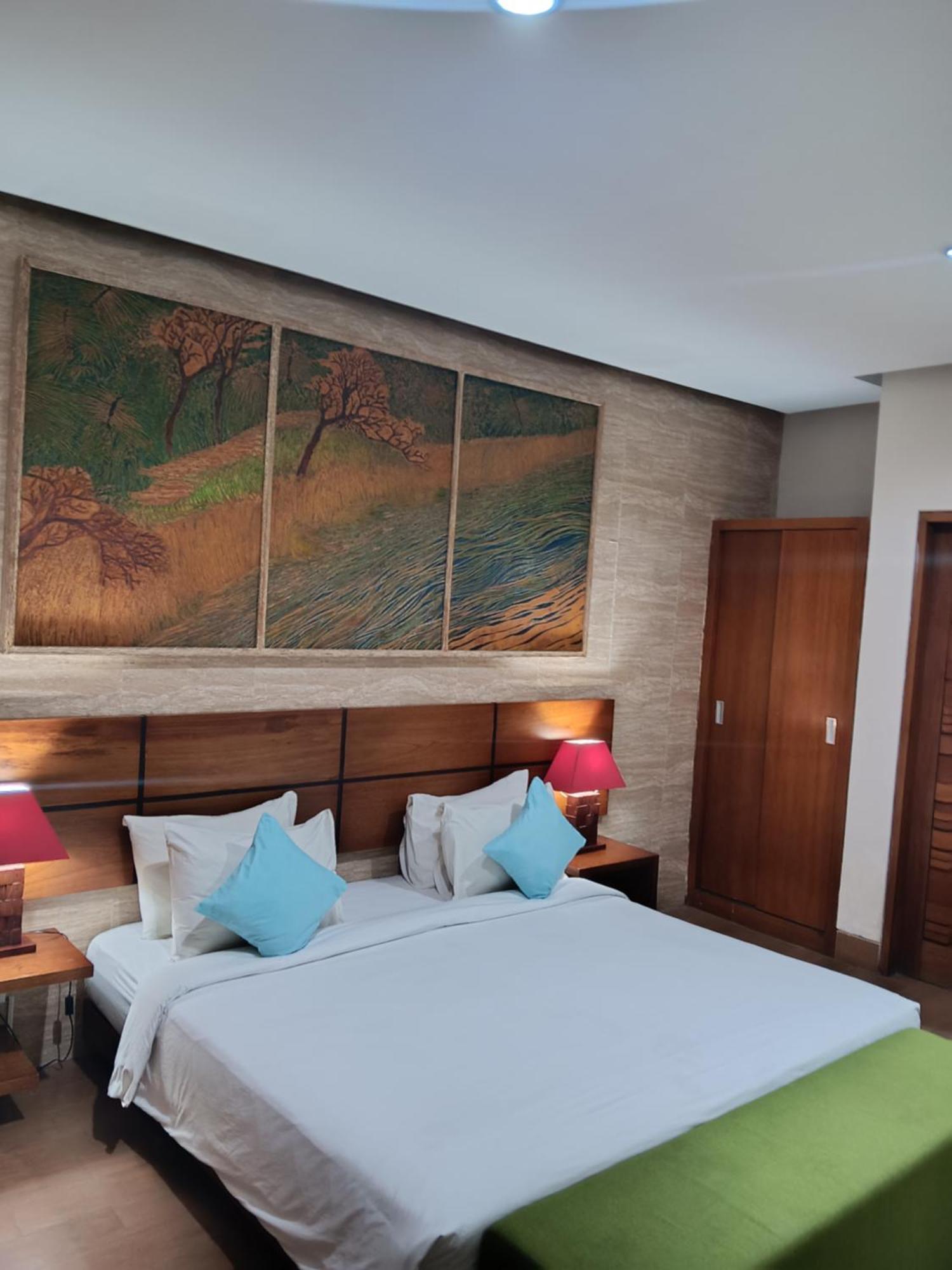The Green Zhurga Suite Kerobokan  Exterior photo